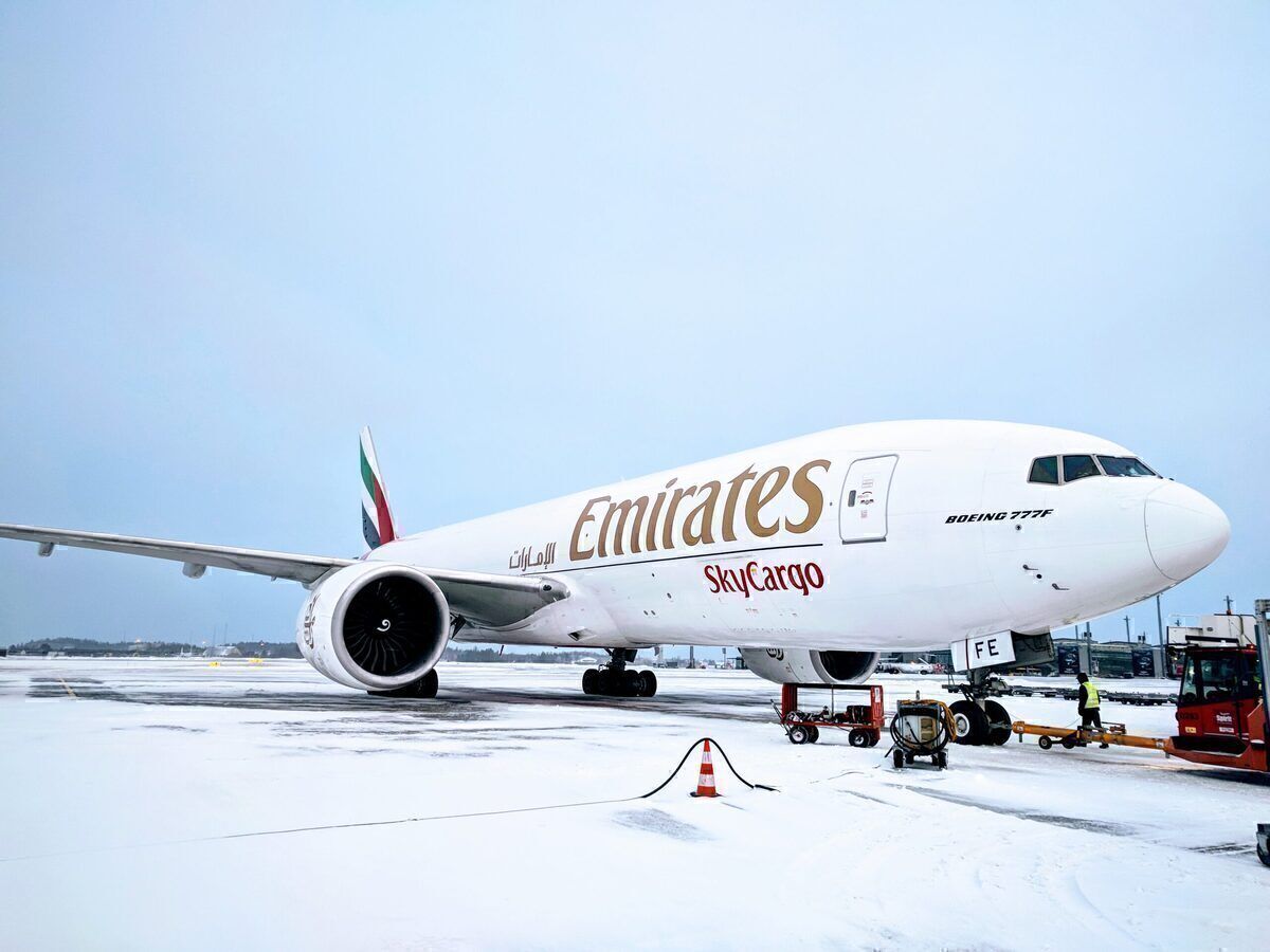 Which Passenger Carriers Also Fly Cargo Jets?