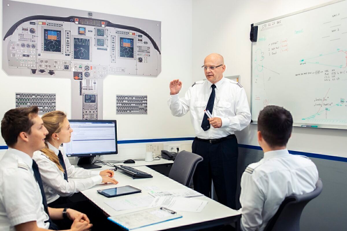 The Importance Of Classroom Instruction In Pilot Training