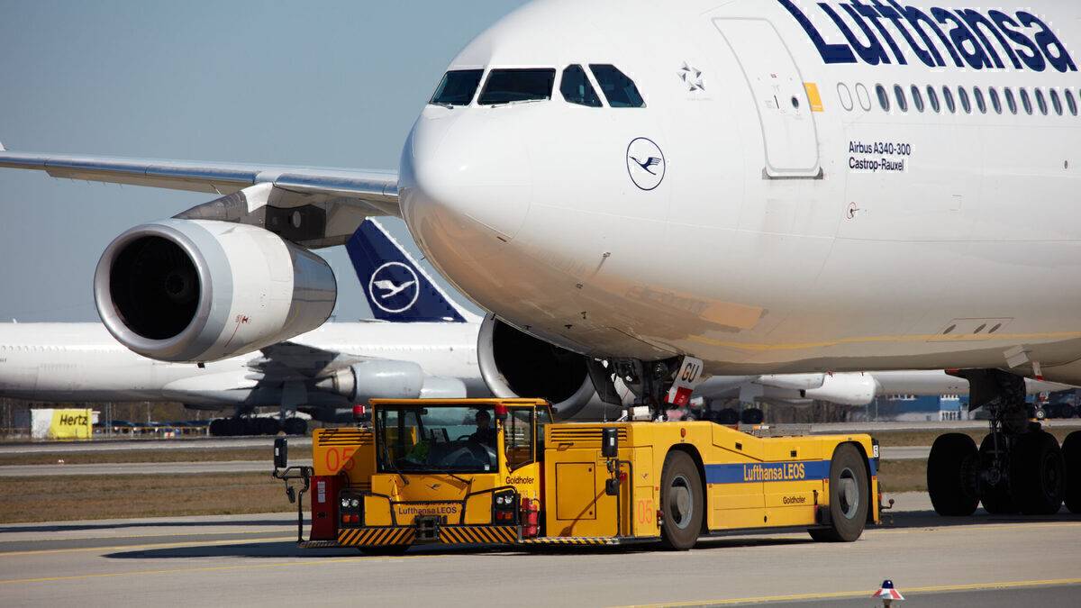 A New Coat Of Paint Shows Lufthansa's Commitment To The A340