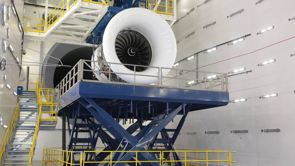 First Rolls Royce Trent 7000 Engine Visits Delta TechOps For Maintenance