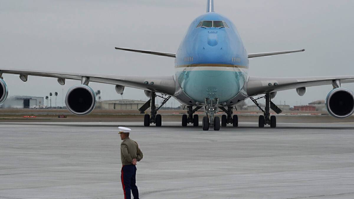 New Air Force One Running 17 Months Behind Schedule
