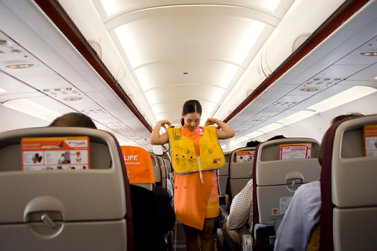 Thai Smile cabin crew life vest