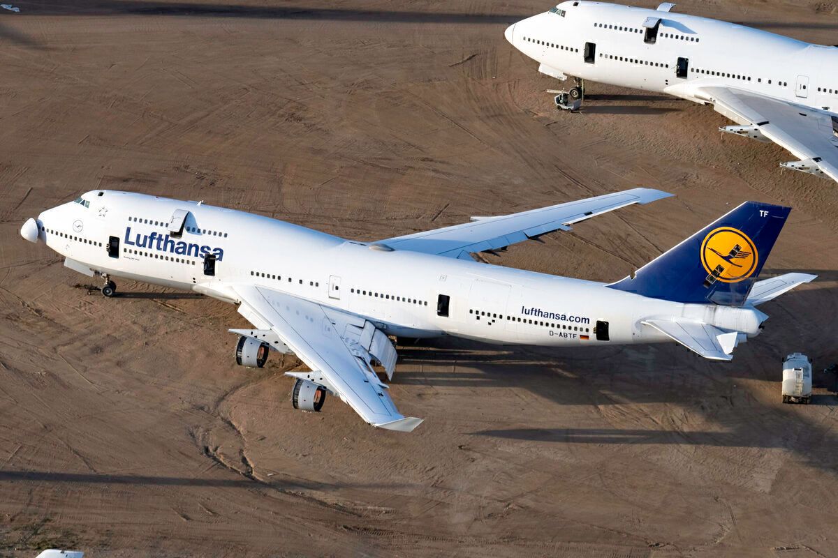 Another Lufthansa Boeing 747 Takes A One Way Trip To The Desert