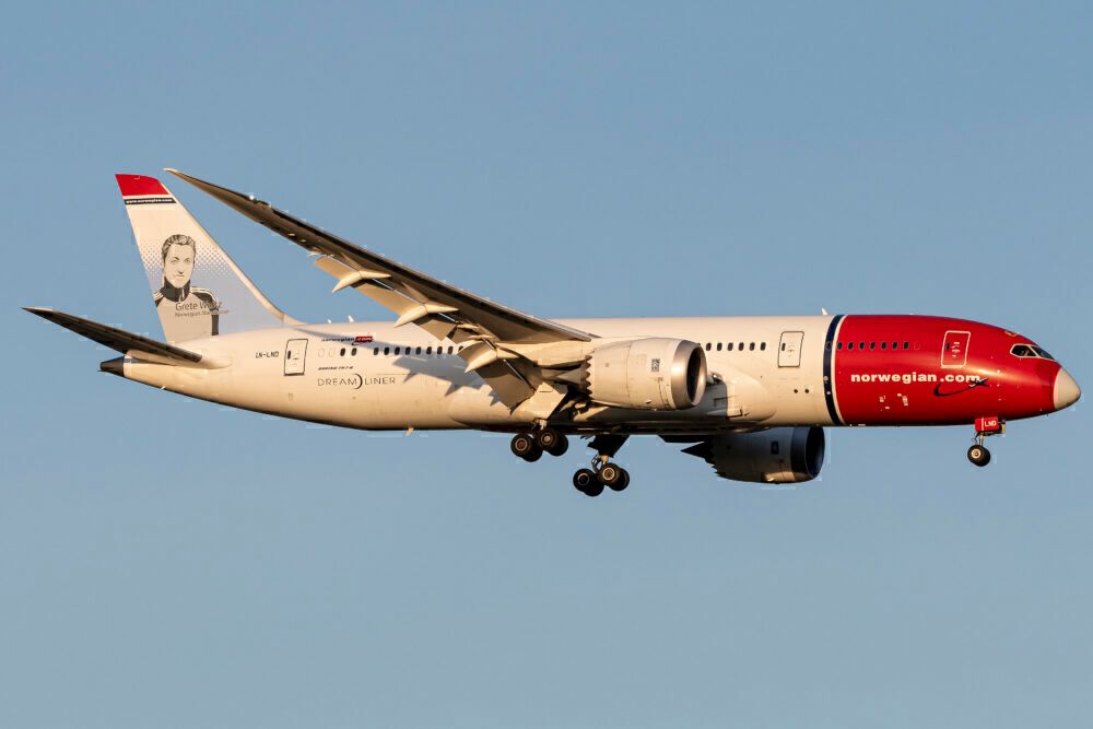 ノンラクト　　☺︎☻☺︎☻☺︎☻ What Happened To Norwegian's Boeing 787 Dreamliners?