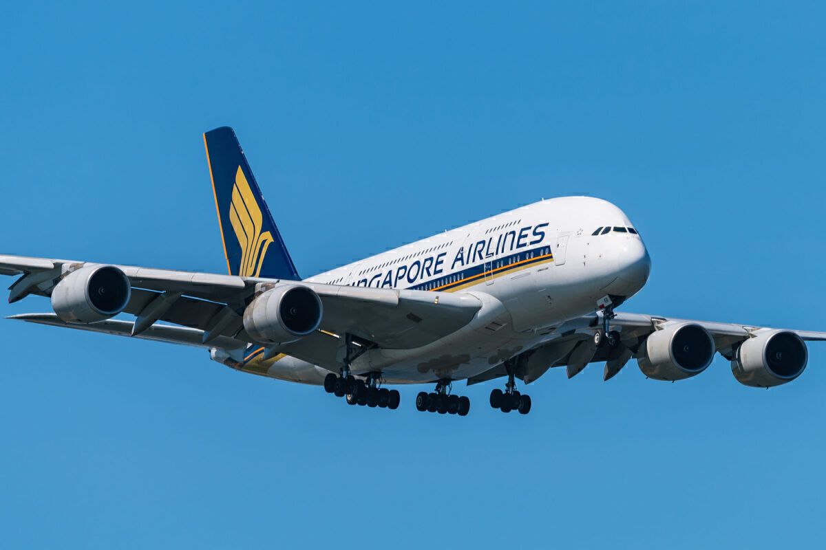 Singapore Airlines Removes A380 From Storage For Refurbishment