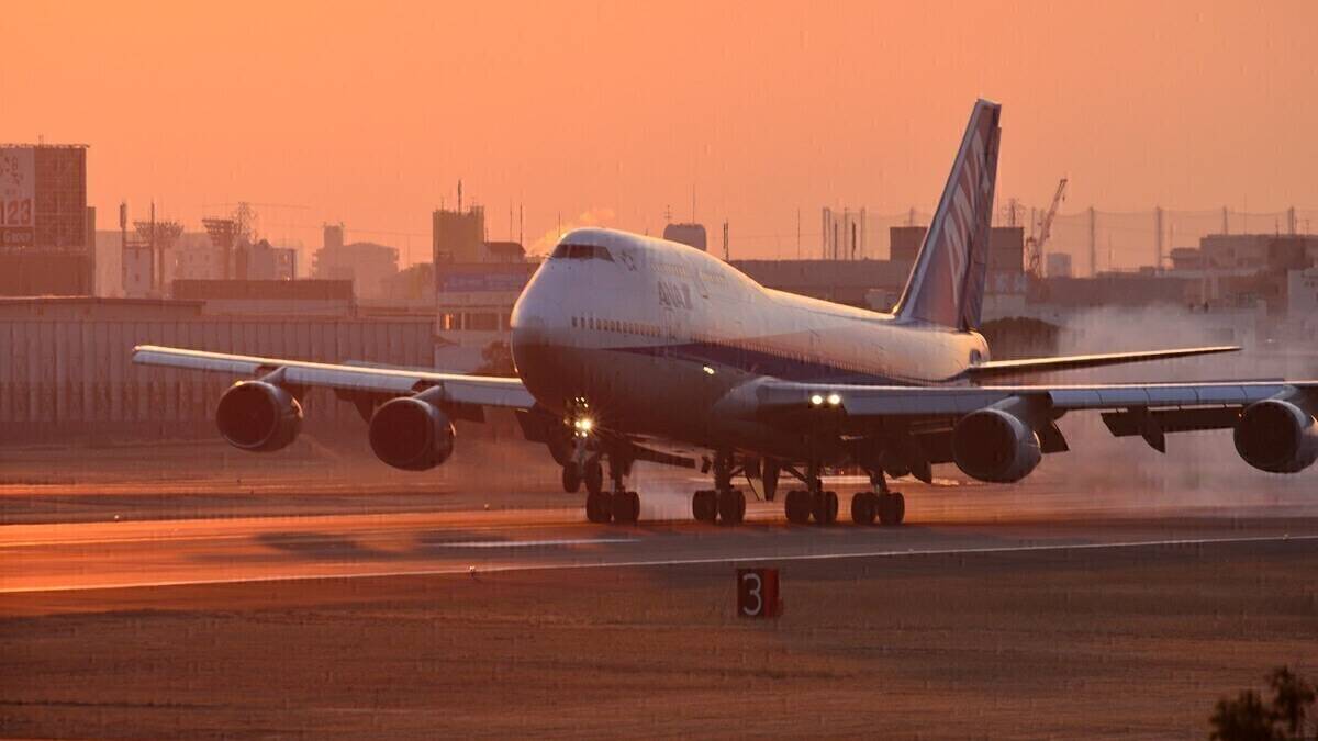 Why Did Boeing Build The 747-400D?