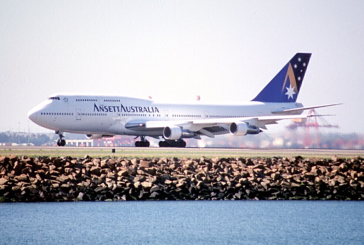 What Happened To Ansett Australia?, image size:1200x810