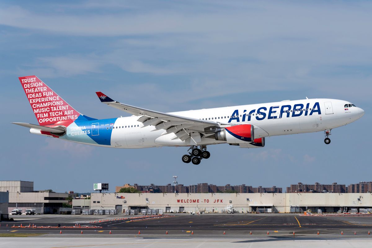 Serbia's President Wants Moscow Flight Schedule Cut