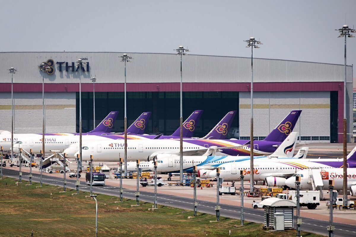 Thai Airways To Lay Off Half Its Staff In Next Four Years