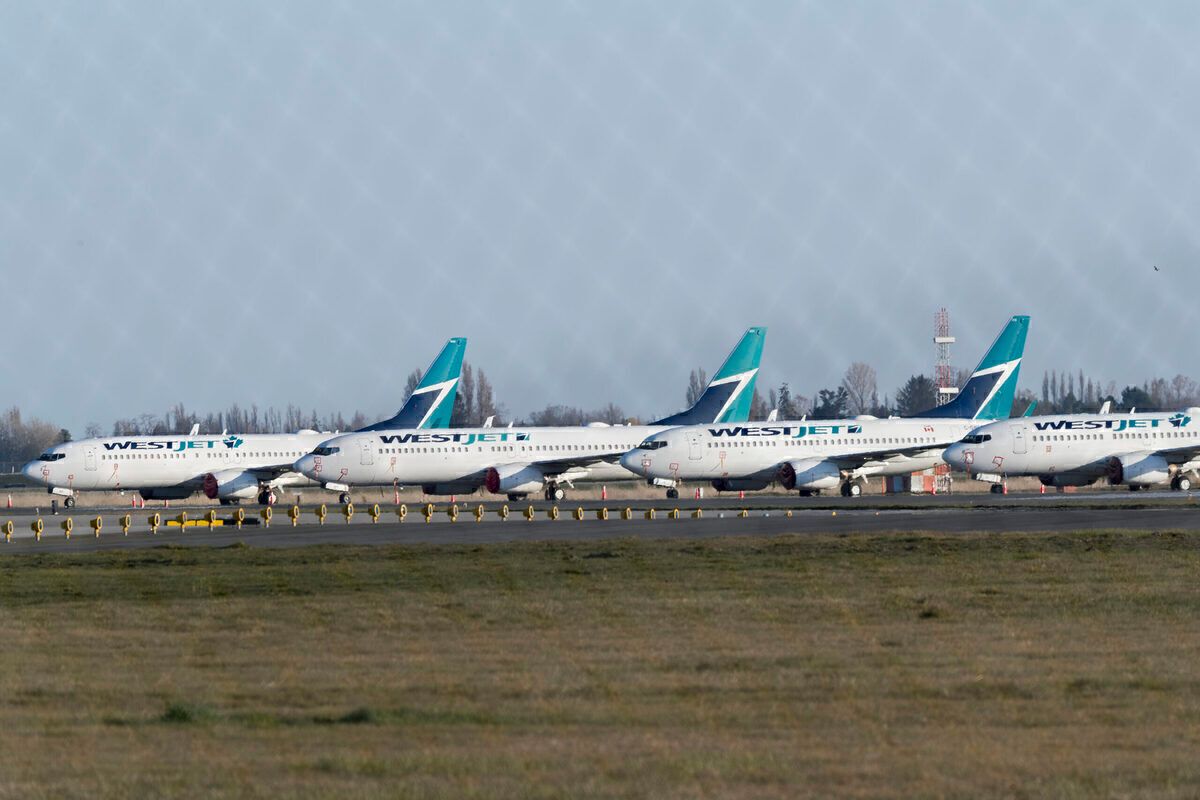 WestJet CEO Labels Nav Canada Price Hikes 'Scandalous'