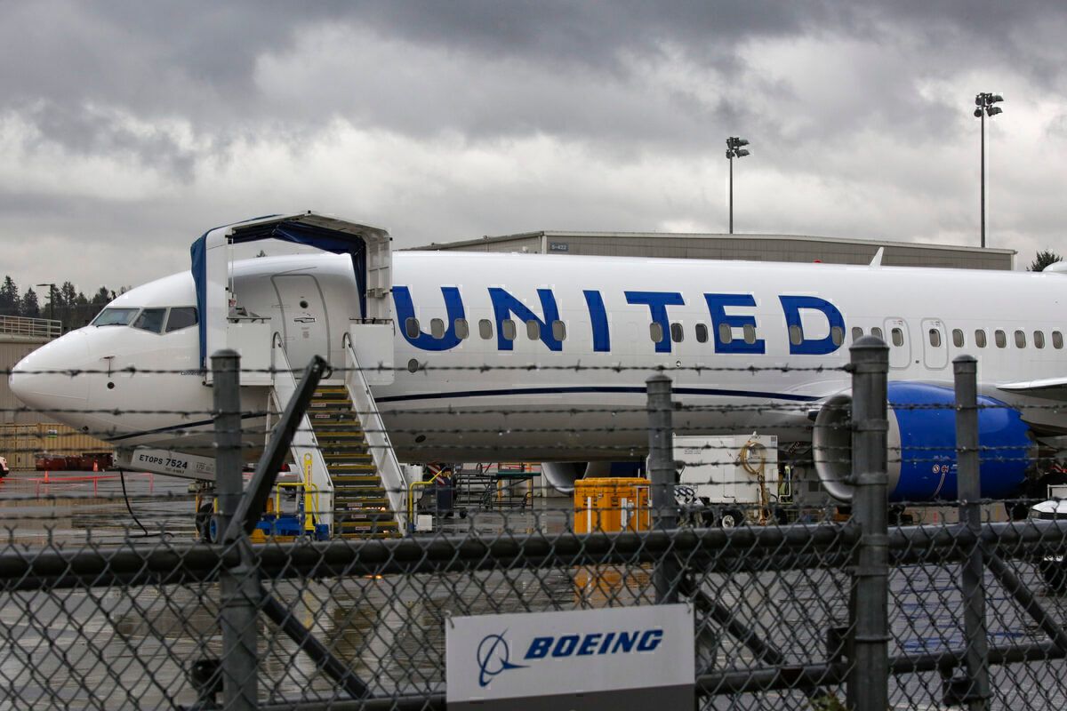 United Airline Places Huge 270 Airbus And Boeing Order