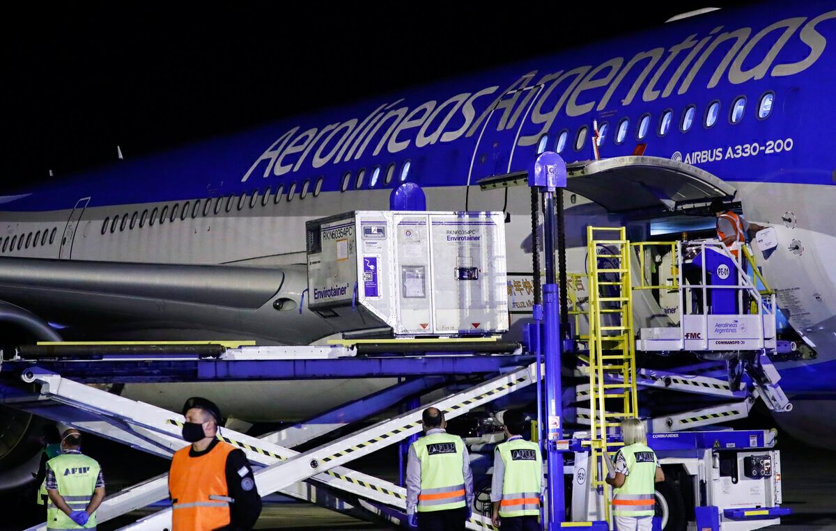 Over 10 Flights Aerolineas Argentinas Has Carried 4.57 Million Vaccines