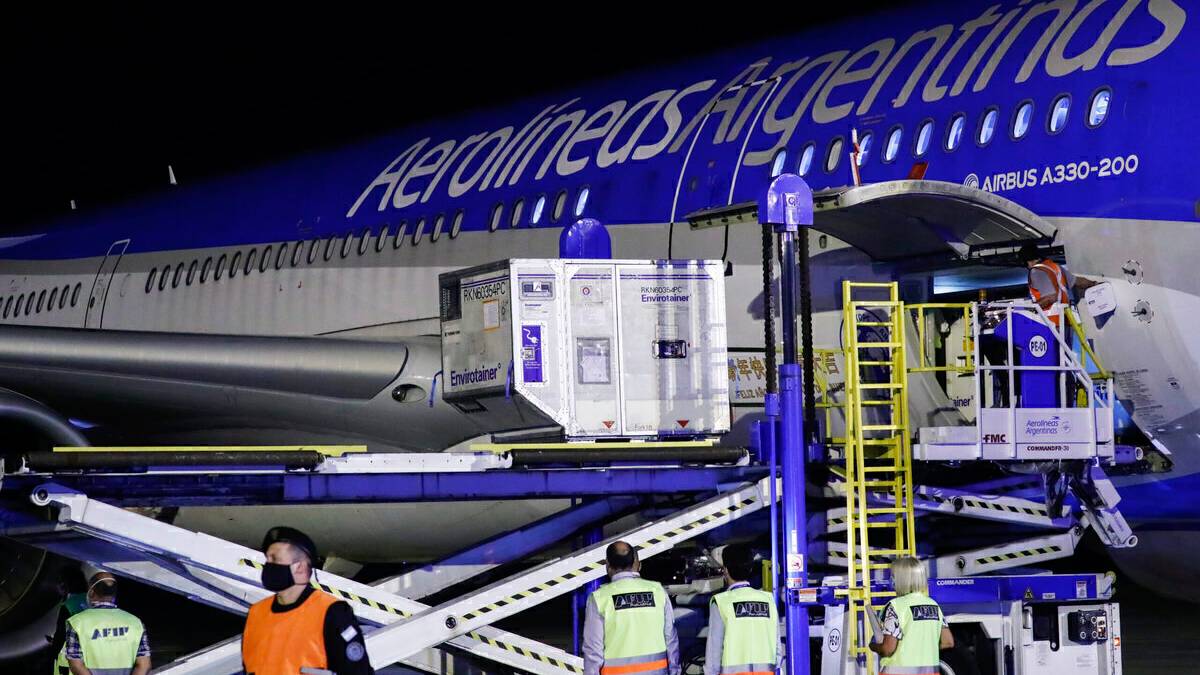 Over 10 Flights Aerolineas Argentinas Has Carried 4.57 Million Vaccines