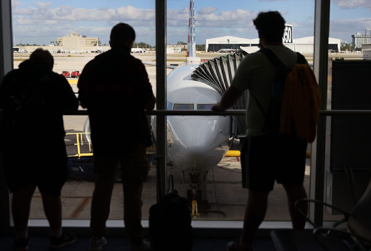 Unruly Passenger In Miami Causes Friday Night Disruption