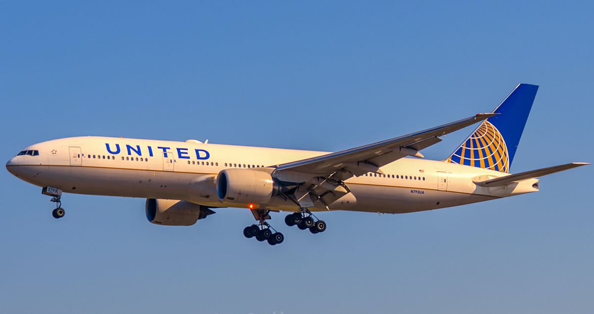 United Airlines Ferries Grounded Boeing 777s To The Desert