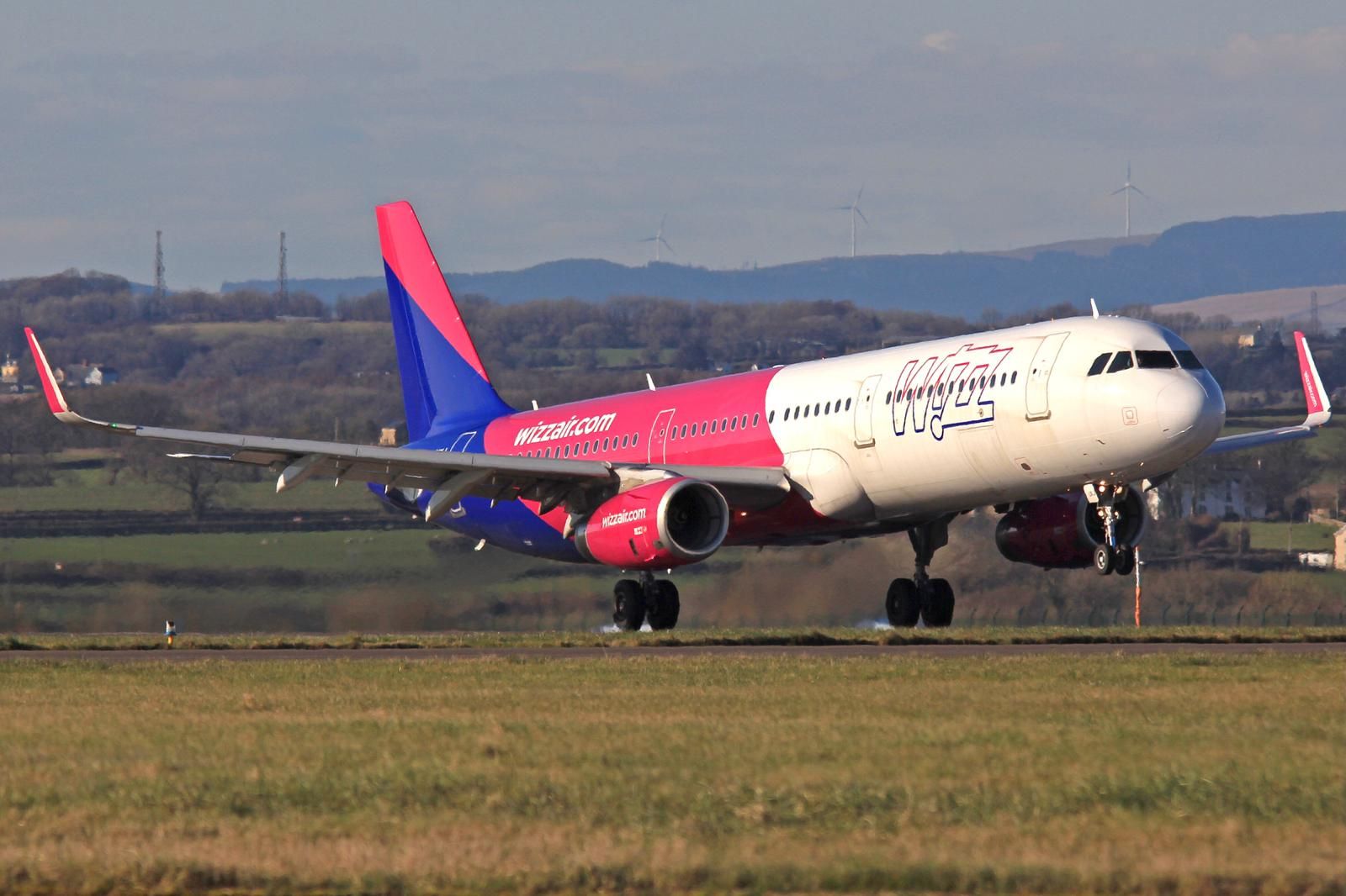 In Photos: The Wizz Air UK Wales Flyover