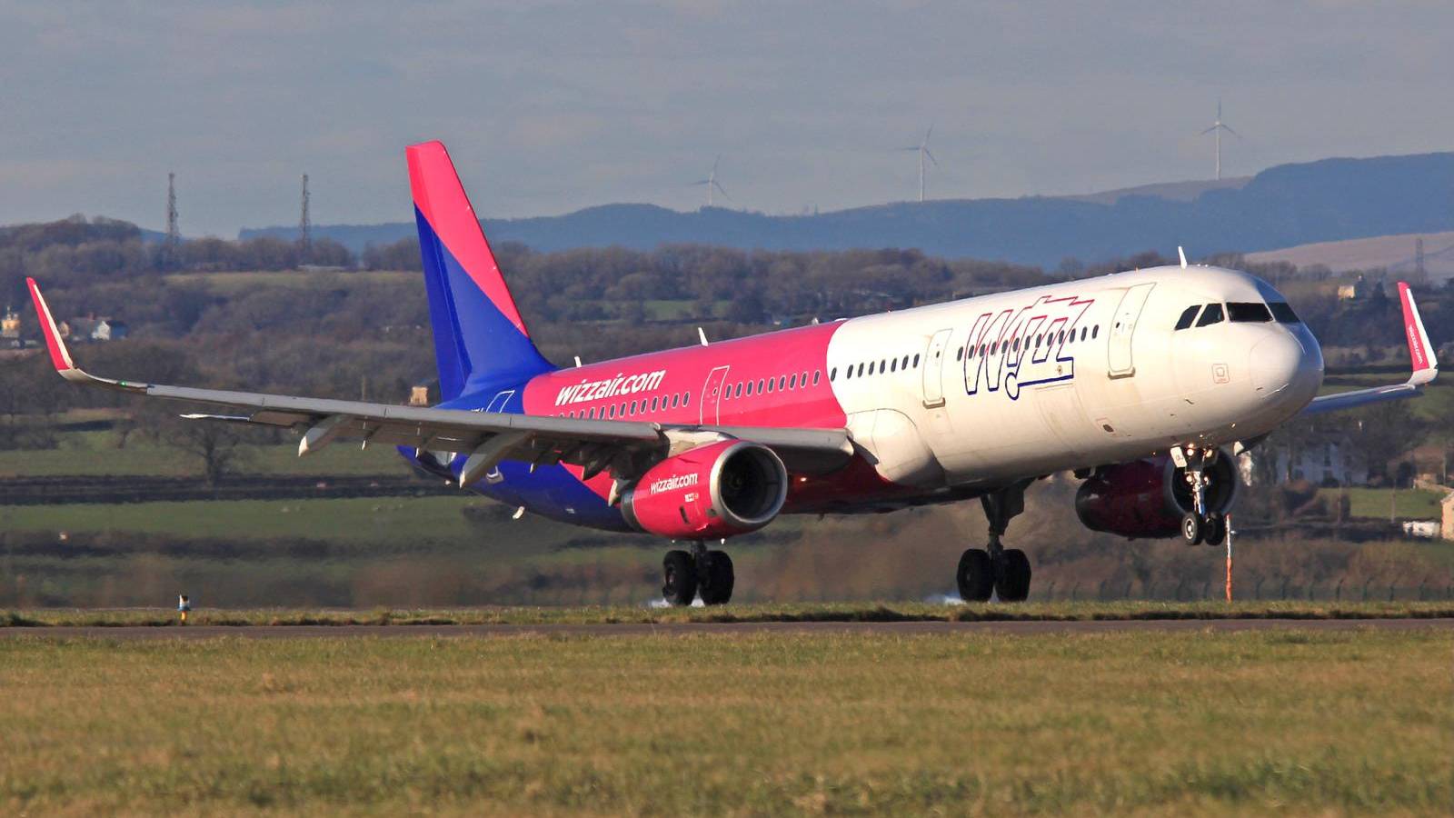 In Photos: The Wizz Air UK Wales Flyover