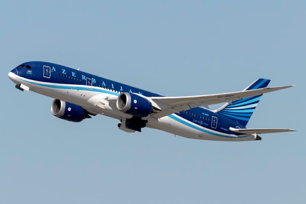 Breaking: Azerbaijan Airlines Signs MoU To Increase Its Boeing 787