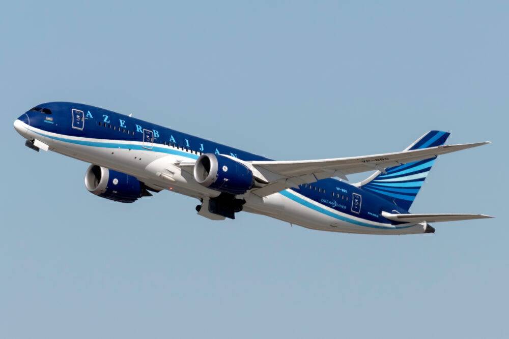 Breaking: Azerbaijan Airlines Signs MoU To Increase Its Boeing 787 Fleet