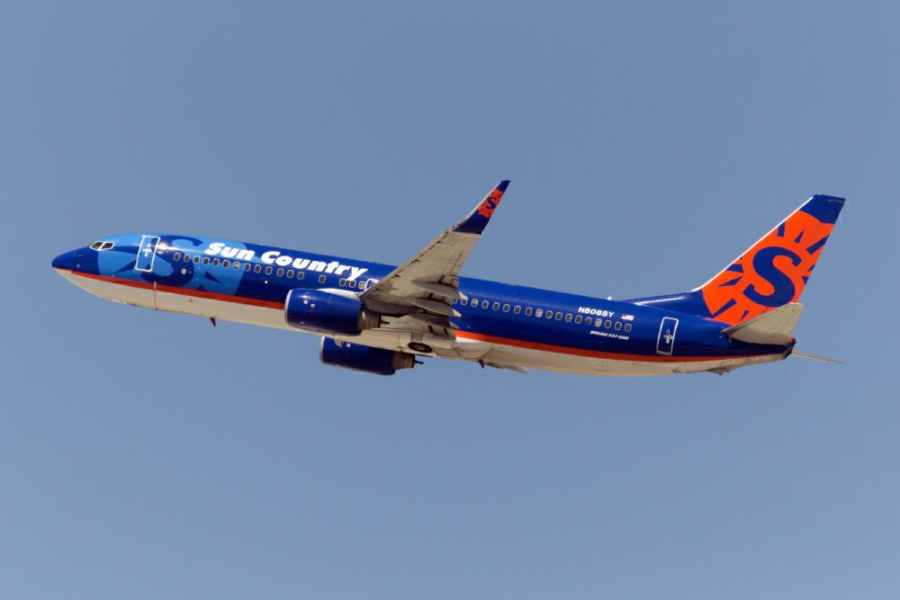 Sun Country Boeing 737 Gear Collapses On Landing In Las Vegas