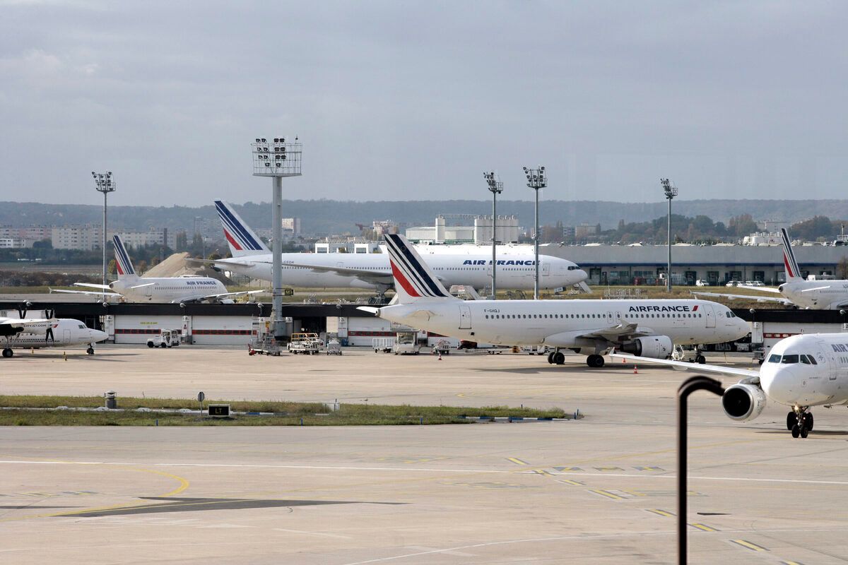 Air France Forced To Give Up Some Paris-Orly Slots In New Refinancing Deal