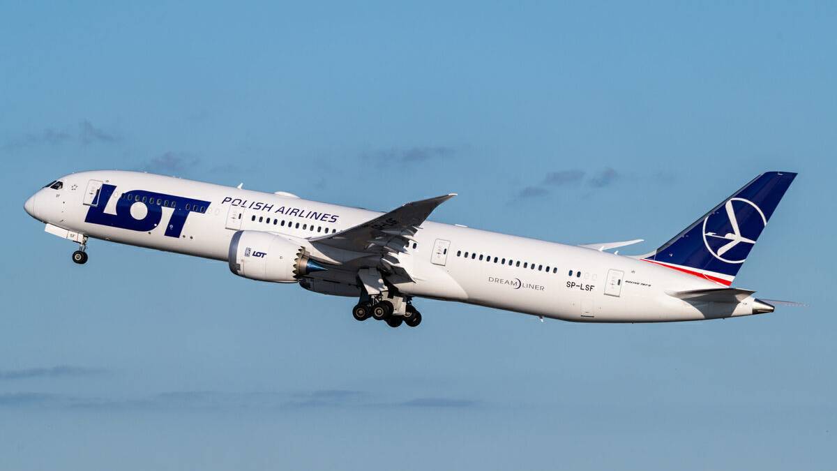 LOT Polish Airlines Reveals Plans To Fly Direct To Dubai