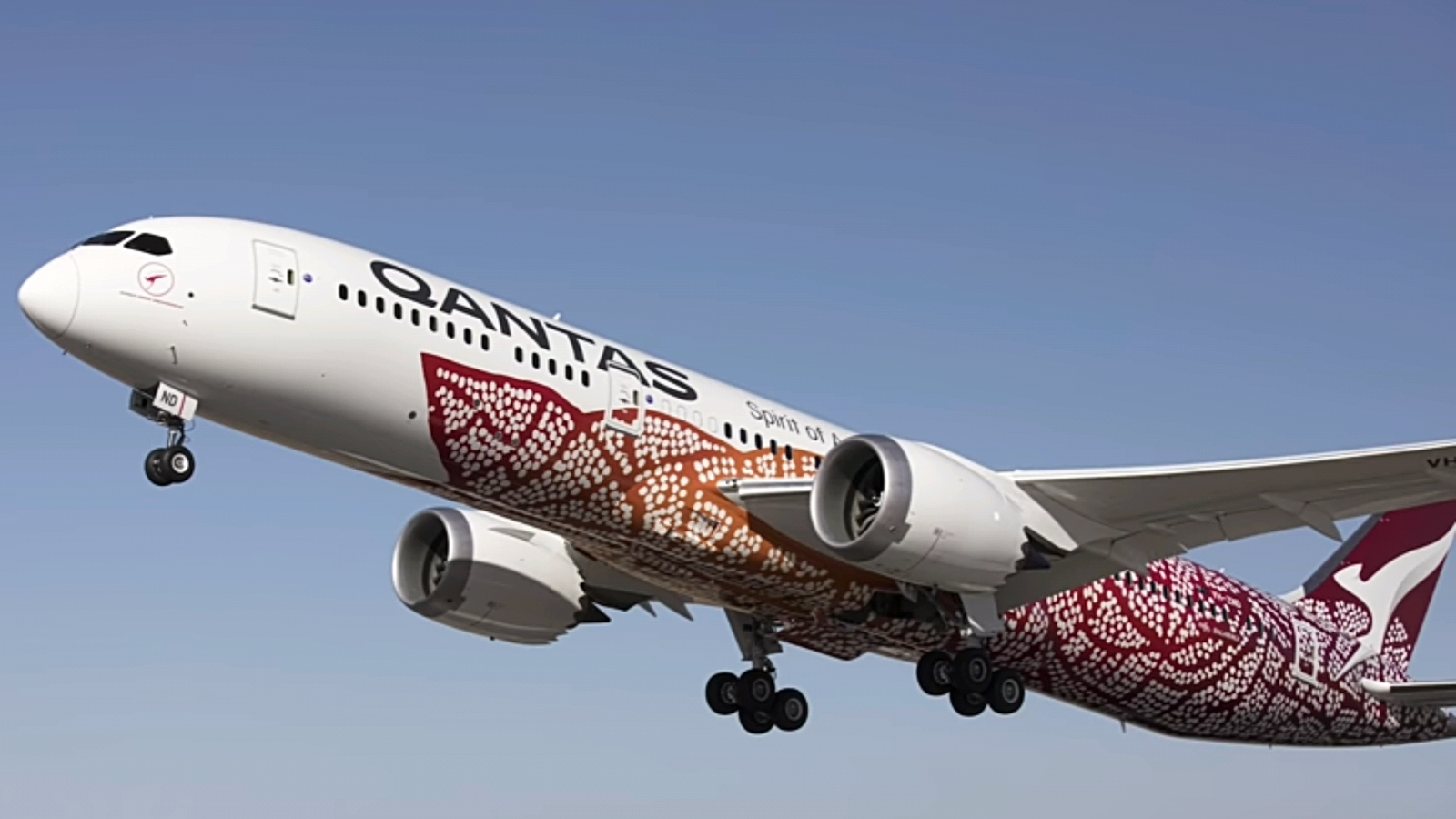 How Does Qantas De-Ice Its Planes?