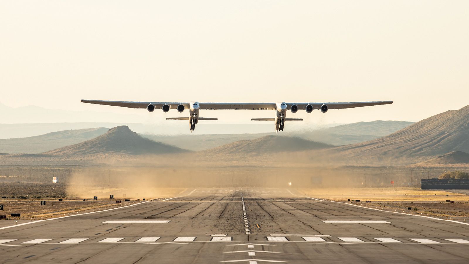 Stratolaunch Plane With 6 Boeing 747 Engines Flies Again After 2 Years