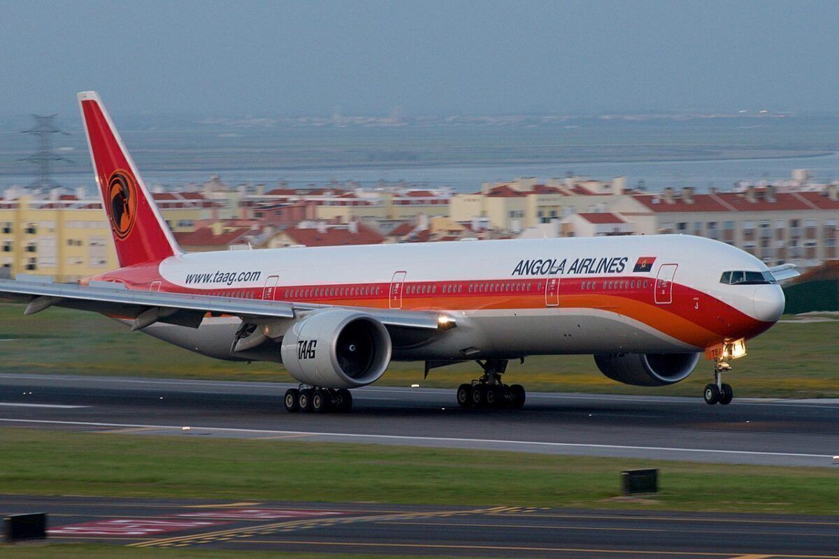 Five Years Ago: TAAG Angola Airlines Takes First Boeing 777-300ER