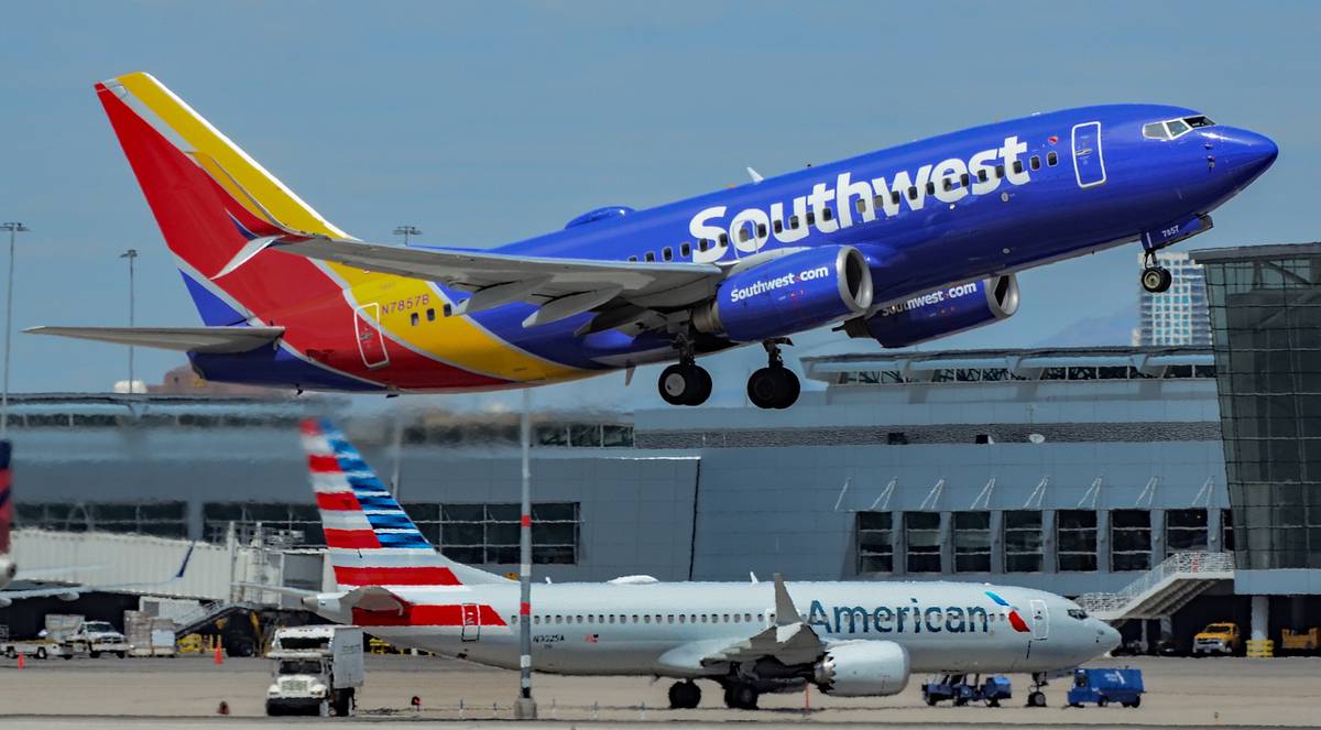Southwest And American Airlines Delay Alcohol Sales Resumption