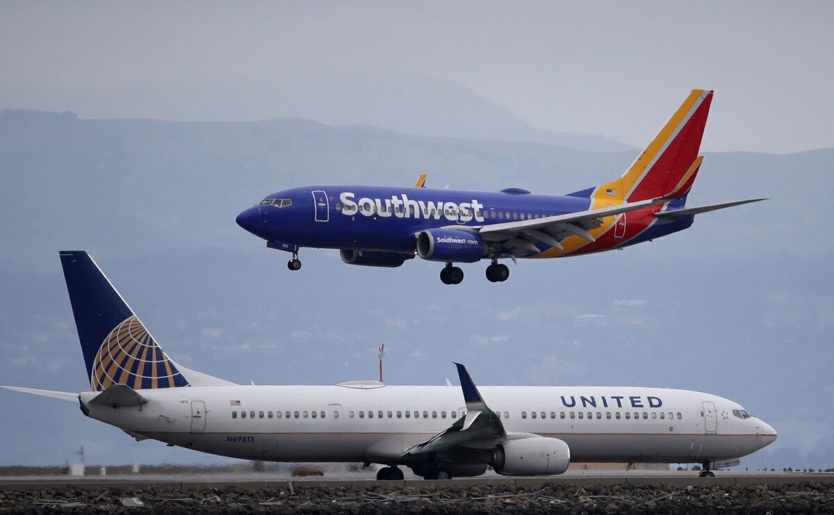 Major US Carriers To Allow Gender-Neutral Booking Options