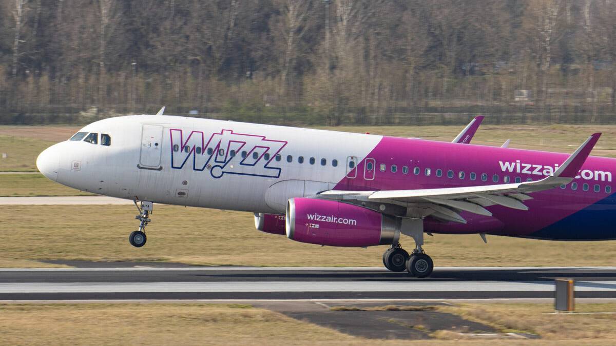 Wizz Air Plans Romania Expansion As Blue Air Suspends Flights