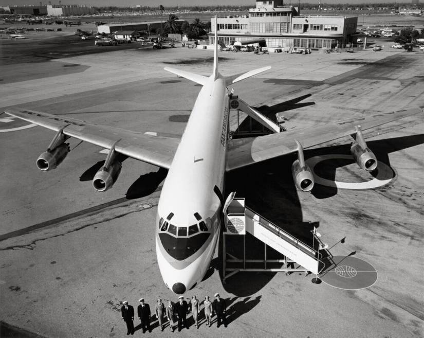 The Story Of The Douglas DC-8