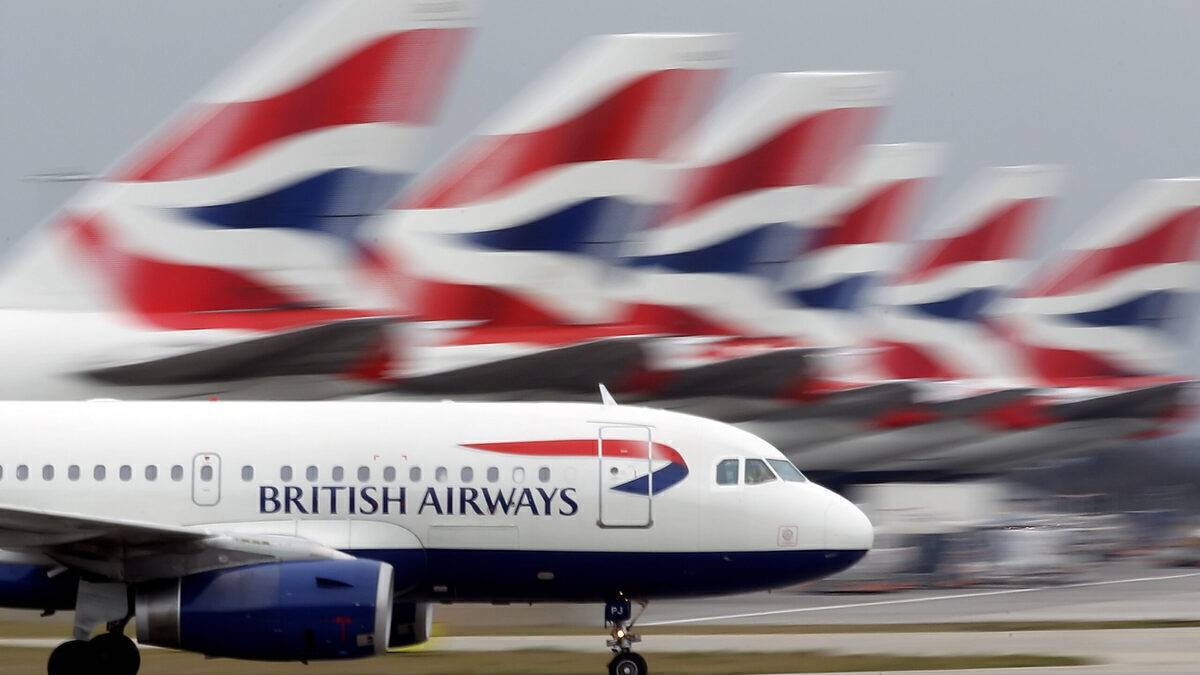 UK Scraps Quarantine For Vaccinated Travelers From Amber Countries