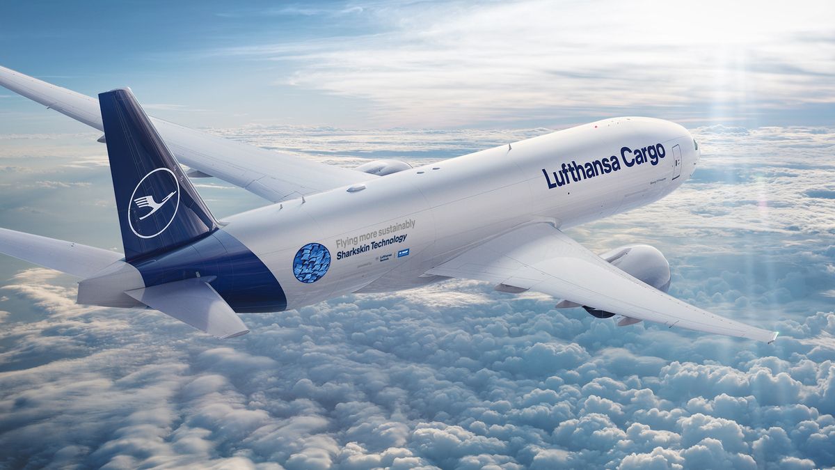 Lufthansa To Equip Entire Boeing 777F Fleet With Sharkskin Technology