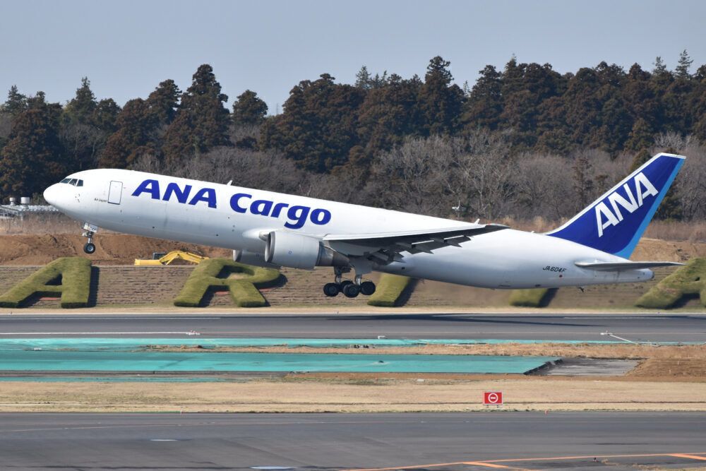 【B78】767-300F ANA Cargo 767-300 ERセット ANA's Cargo Boeing 767s Set To Fly To Hangzhou In China