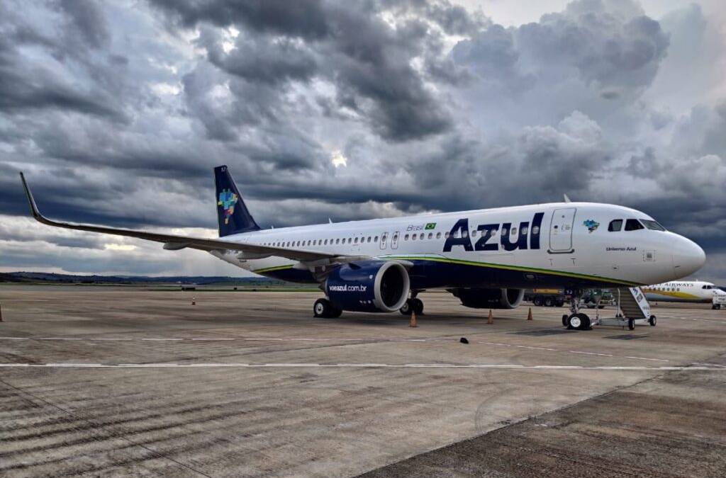 Another Neeleman Airline Cracks The Free WiFi Conundrum