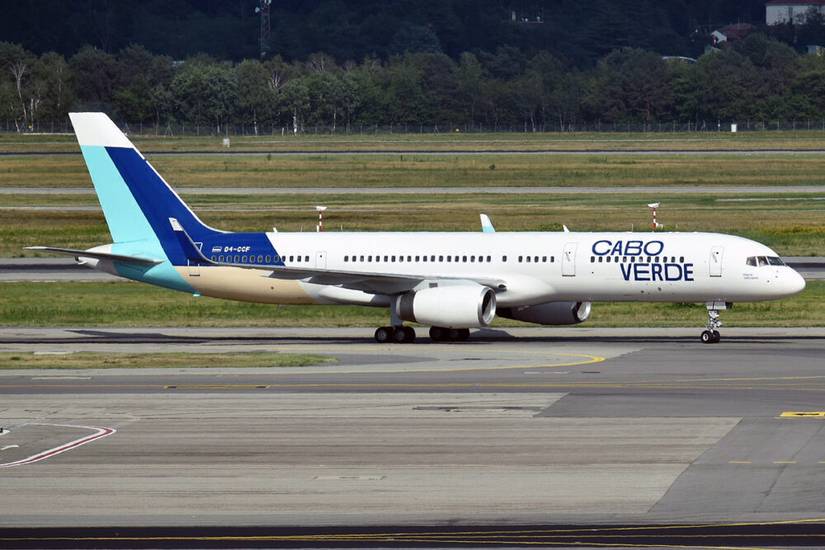 Cabo Verde Boeing 757