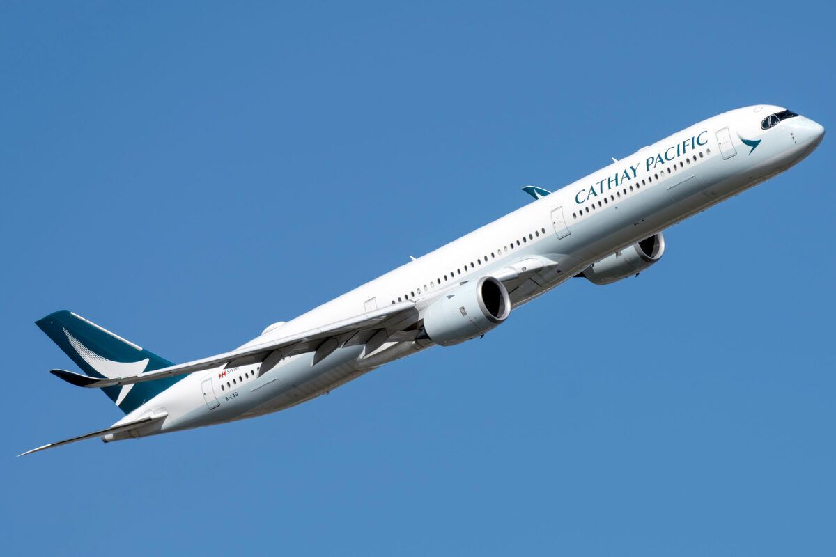 Cathay Pacific Considers Closing Its London Pilot Base