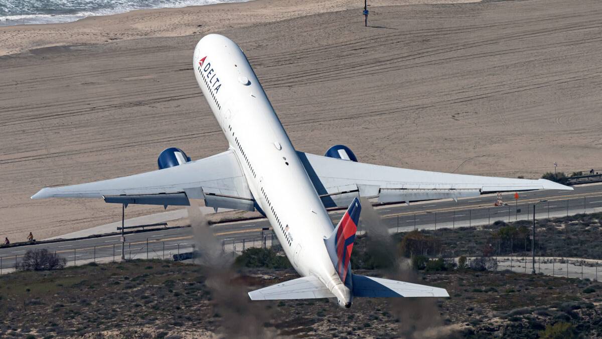 August Turbulence: Which US Airlines Have Added Or Cut Flights?