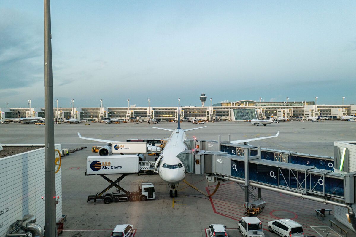 Single Vs. Dual Jetbridge Boarding – Which One Is Better?