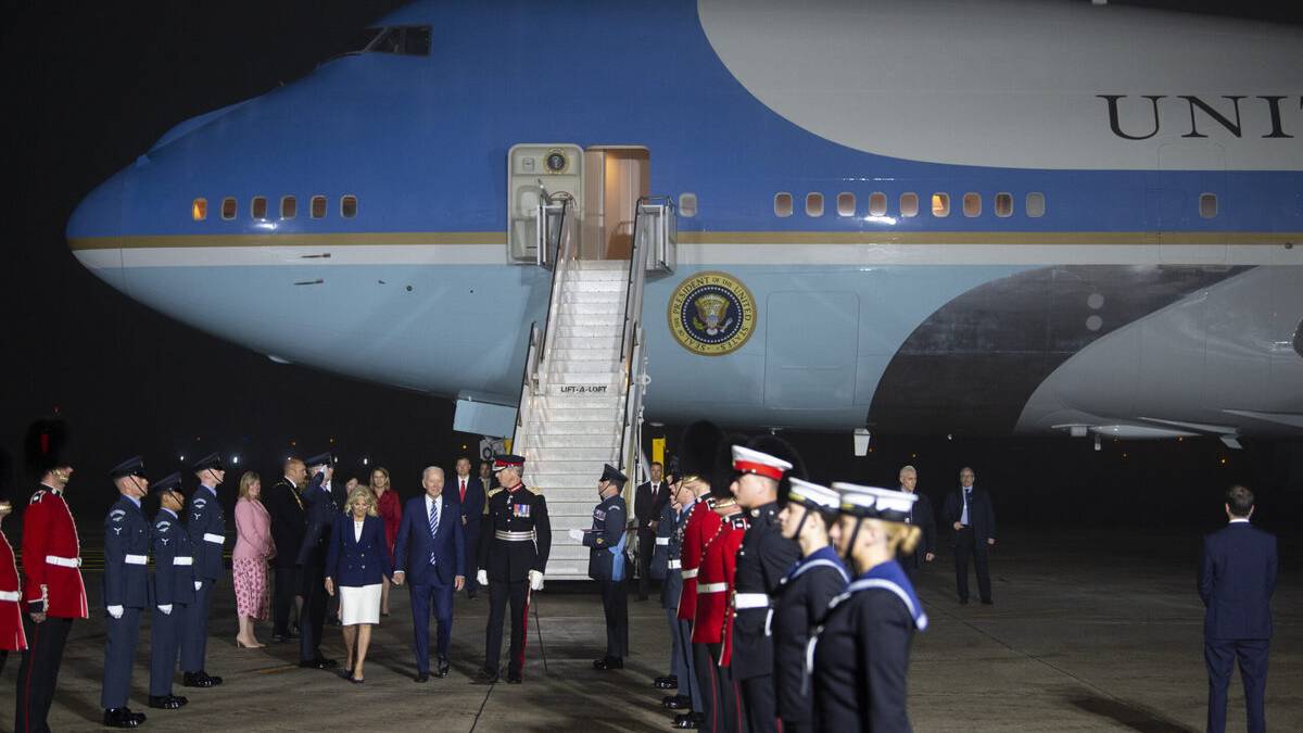 Debunked: The UK Did Not Spend £8M So Air Force One Could Land In Newquay