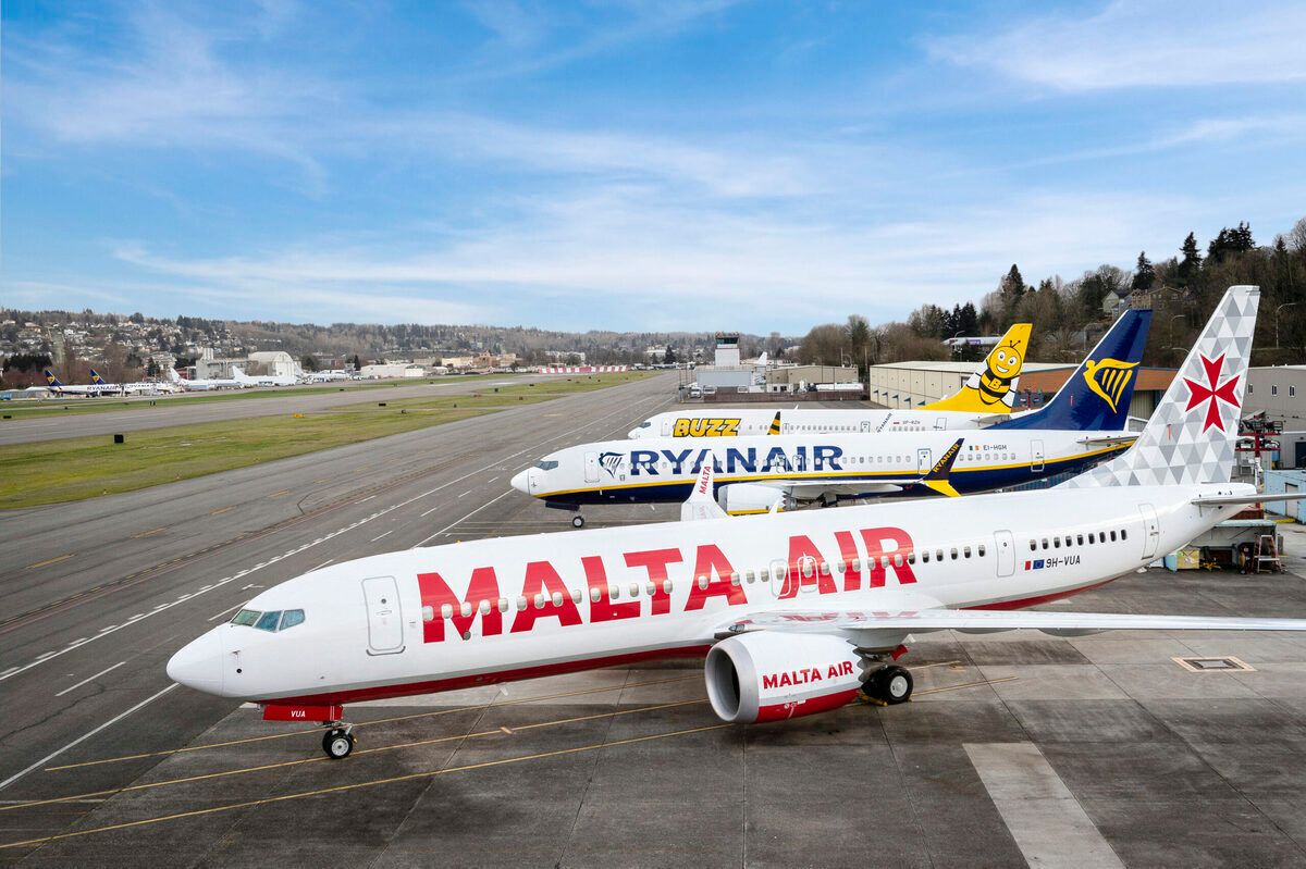 Why Ryanair's 737 MAX Order Is Being Delivered In 3 Liveries
