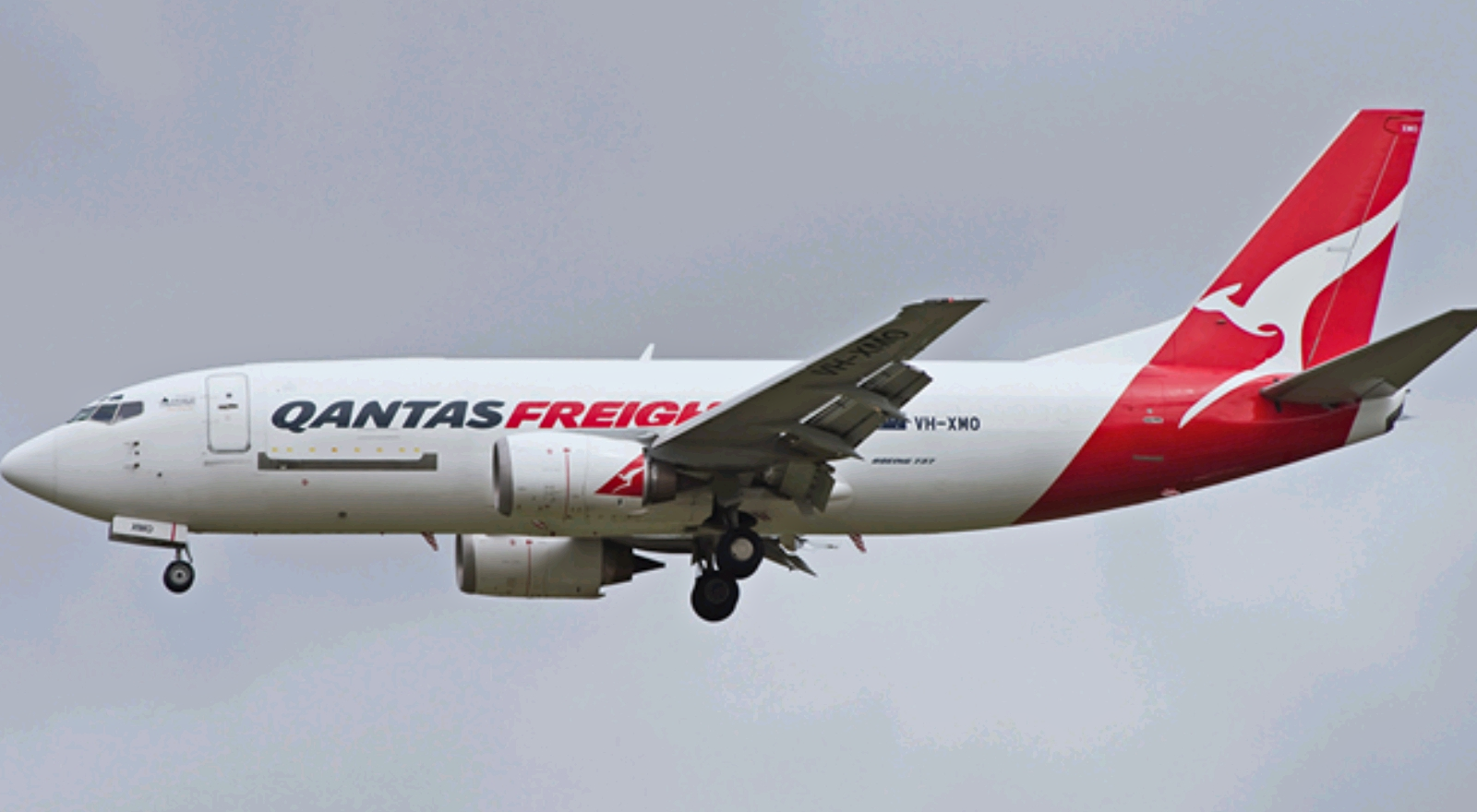 Freighter Flight Crew Incapacitated After Excess Oxygen Ingestion