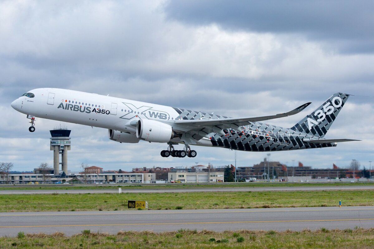 AIRBUS A350 XWB 1/150スケール AIRBUS A350 XWB 1/150スケール 1:150 Airbus 350 Prototype
