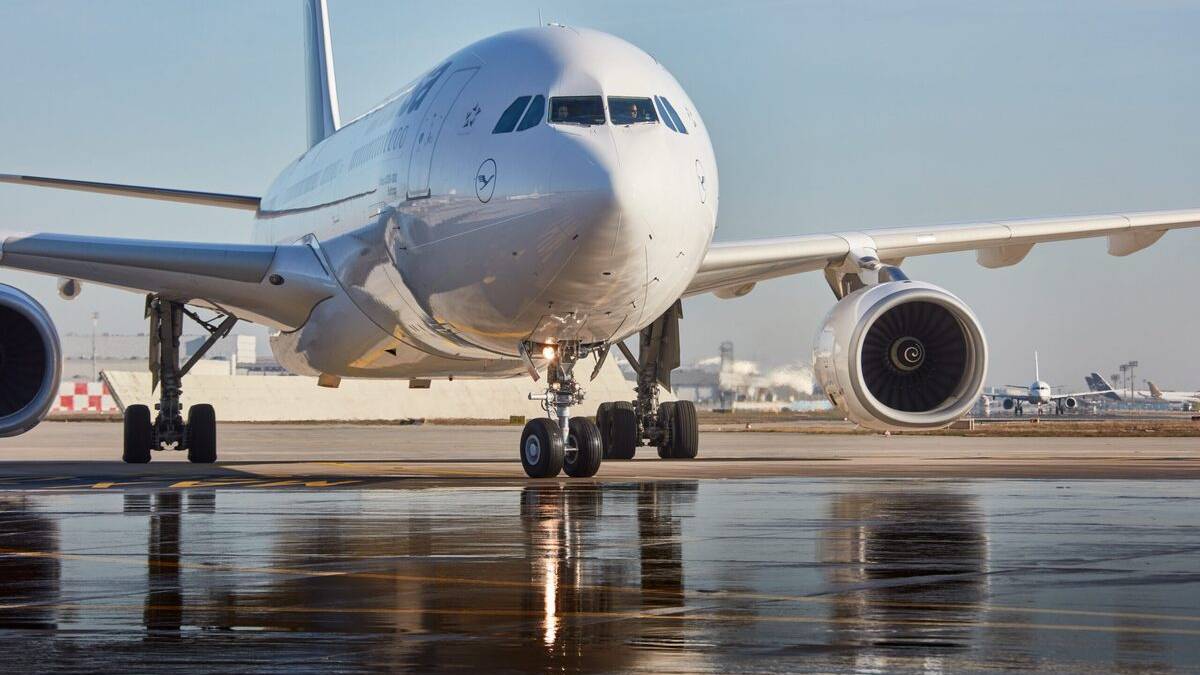 Lufthansa Moves To Gender Neutral Announcements Onboard