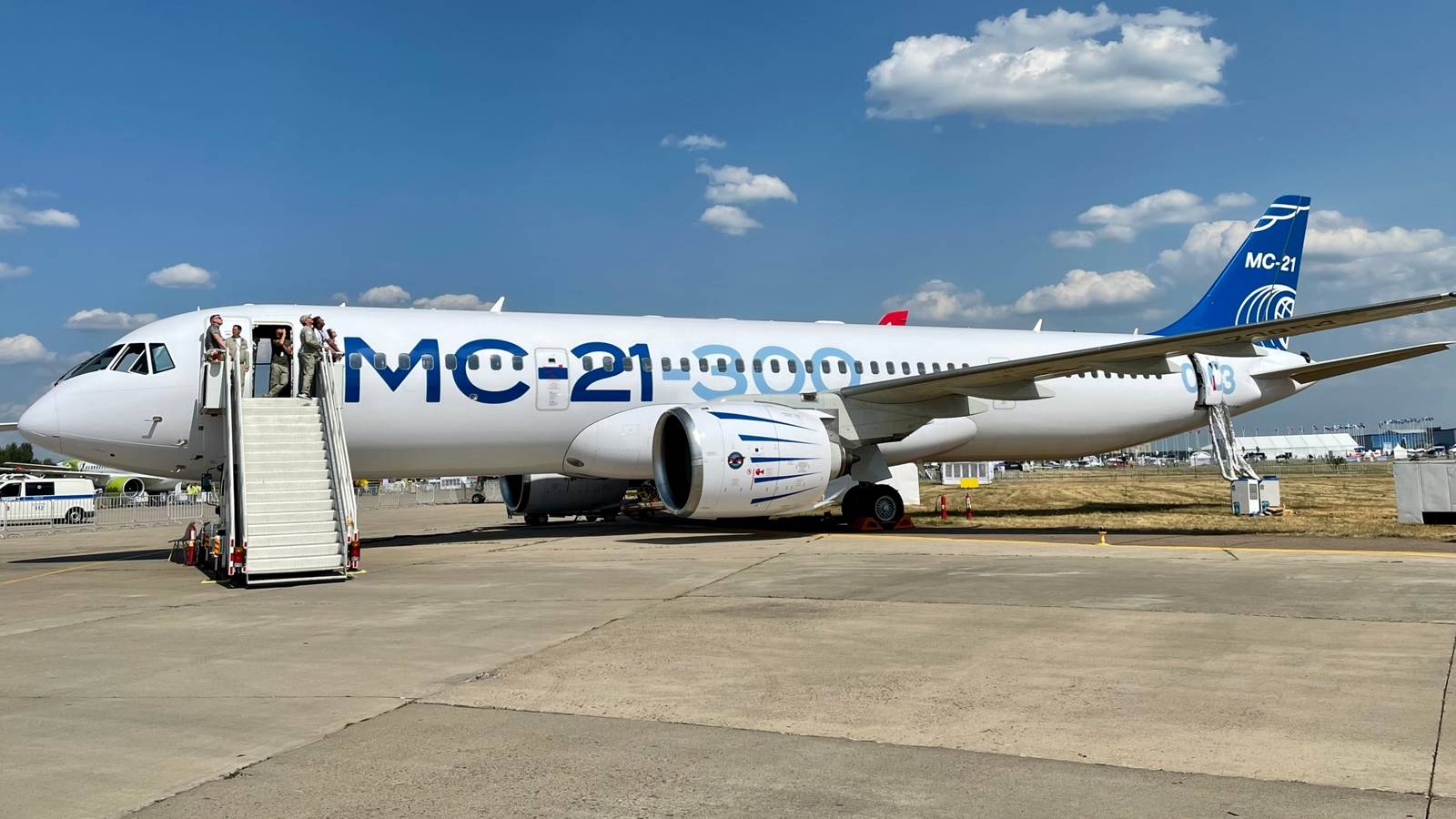 In Photos: Inside Russia's New Narrowbody Jet: The MC-21-300