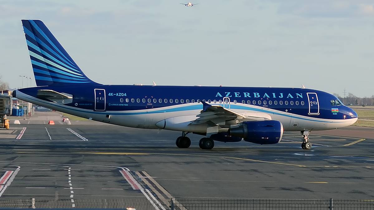 Azerbaijan Airlines A319 Experiences Cabin Pressure Issue At FL190