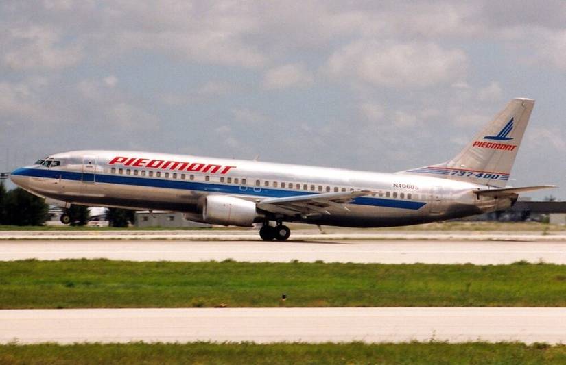 737 Operaters The First Operator Of Each Boeing 737 Type