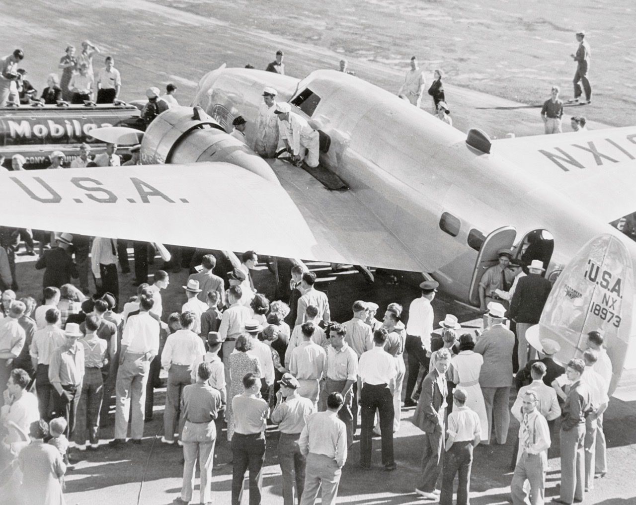 87 Years Ago Howard Hughes Took Off To Set A Record In A Lockheed Electra